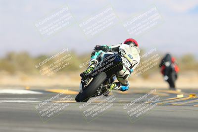 media/Jan-10-2025-CVMA Friday Practice (Fri) [[489e0da257]]/Group 4 and Trackday/Session 4 (Turn 16)/